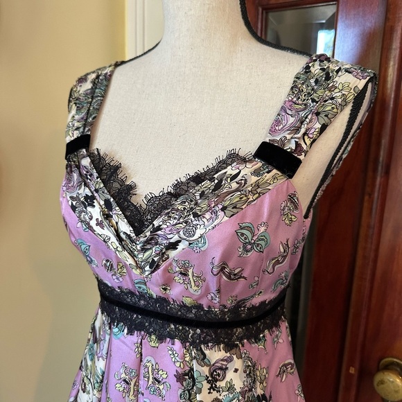 Nanette Lapore | Vintage 100% Silk Floral Midi Dress with Lace Detail, Size 0 - Picture 2 of 12